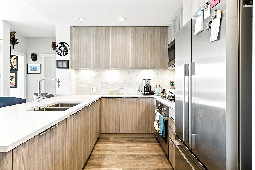 205 3289 Riverwalk Avenue