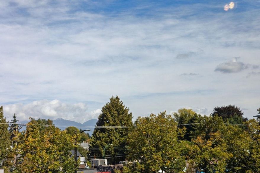 215 3250 W Broadway Street