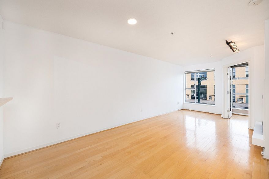 310 2768 Cranberry Drive