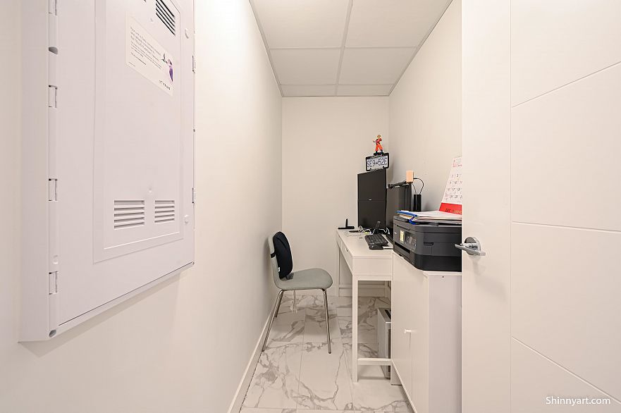 202 5058 Cambie Street