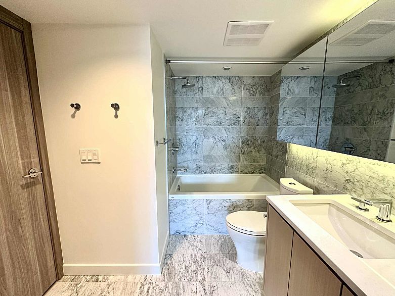 911 455 SW Marine Drive