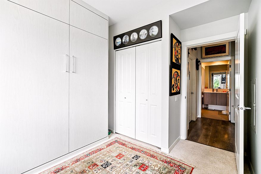 205 3289 Riverwalk Avenue