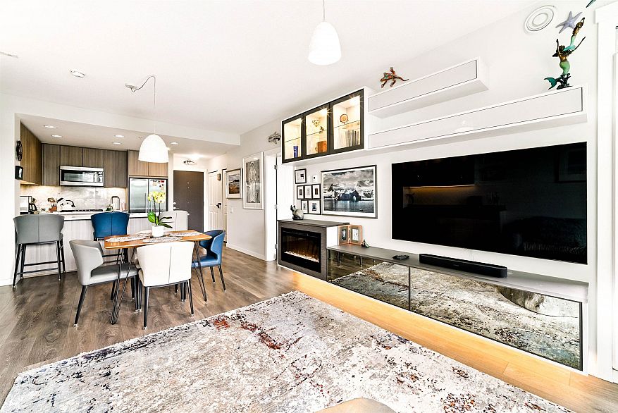 205 3289 Riverwalk Avenue