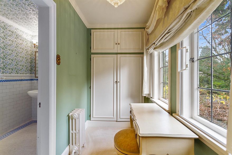 5376 Marguerite Street