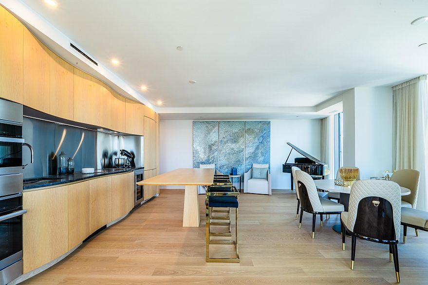 3403 1568 Alberni Street