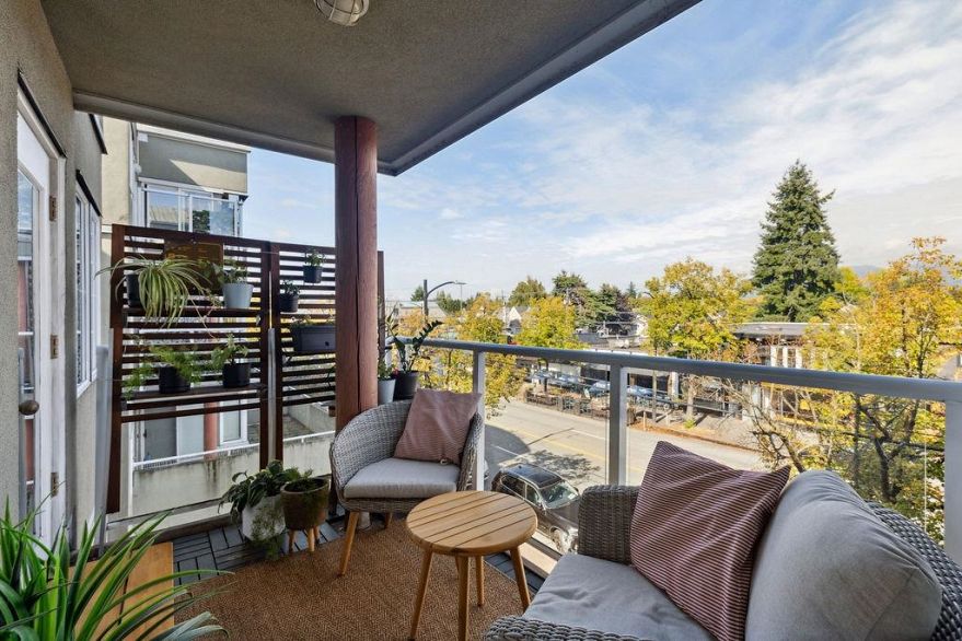 215 3250 W Broadway Street