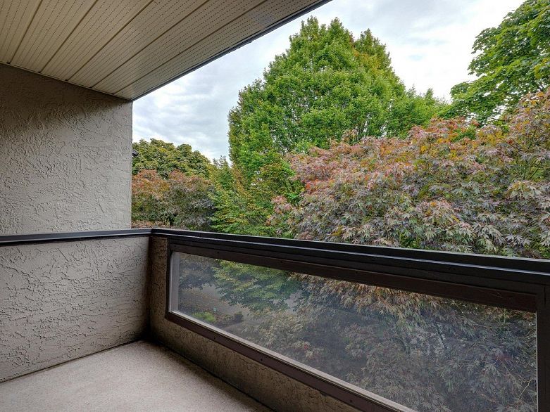 306 975 W 13th Avenue