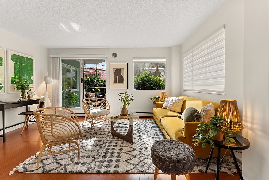 210 1508 Mariner Walk