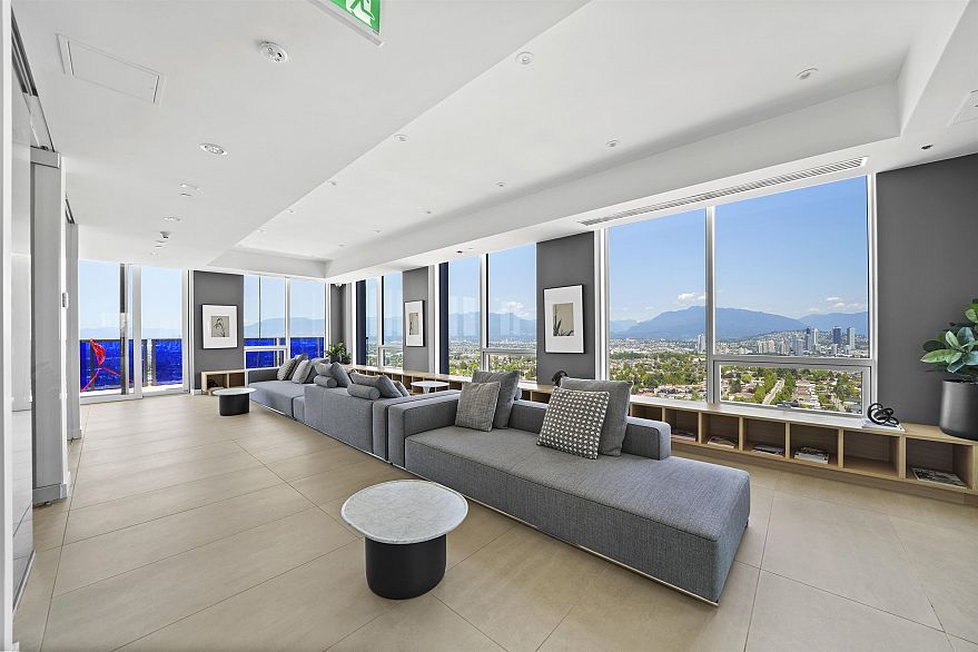 1402 5058 Joyce Street