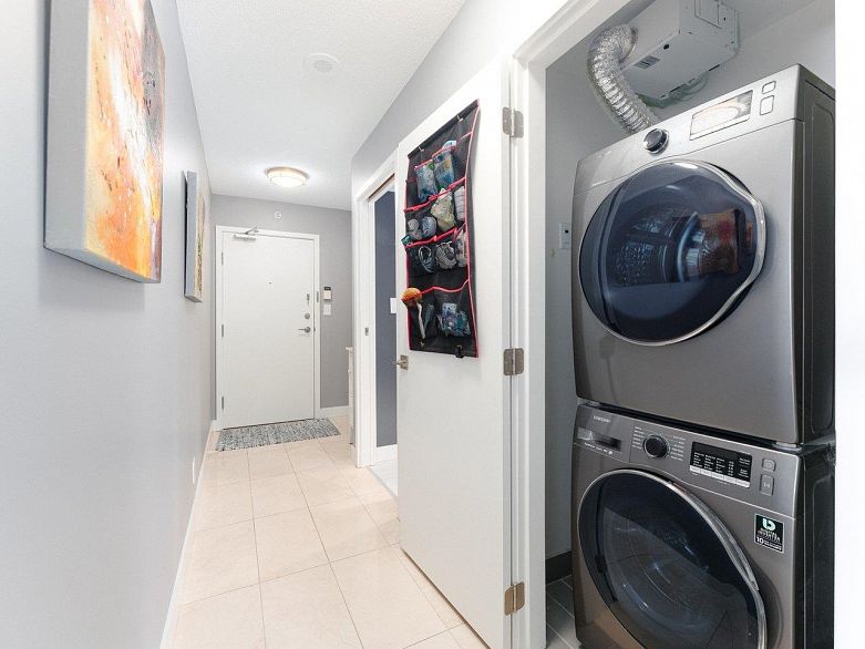 1006 980 Cooperage Way