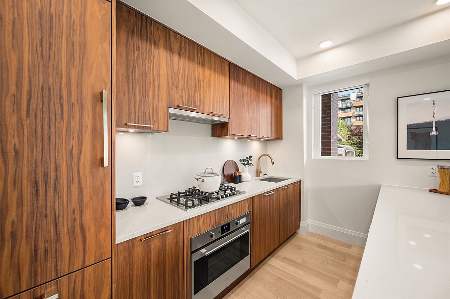 213 2550 Garden Drive