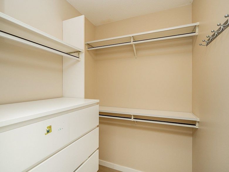 403 1425 W 6th Avenue