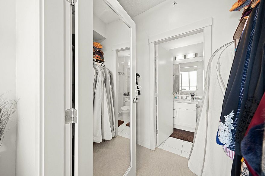 3802 1189 Melville Street