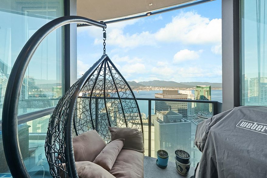 3802 1189 Melville Street