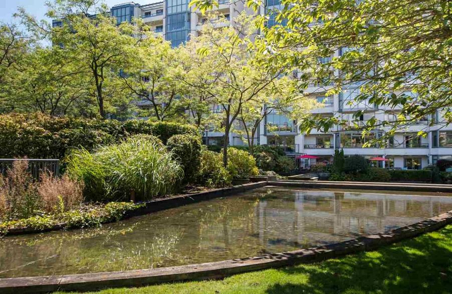 213 525 Wheelhouse Square