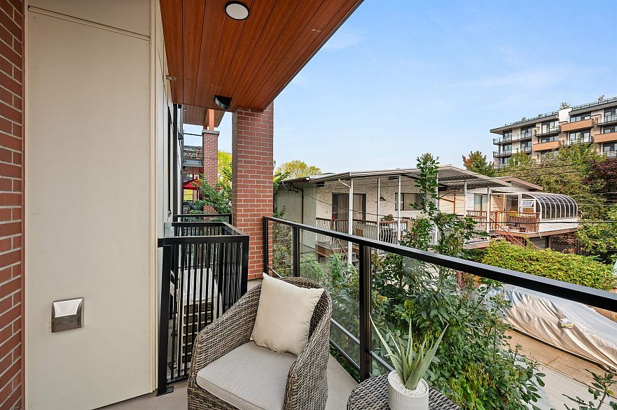 213 2550 Garden Drive