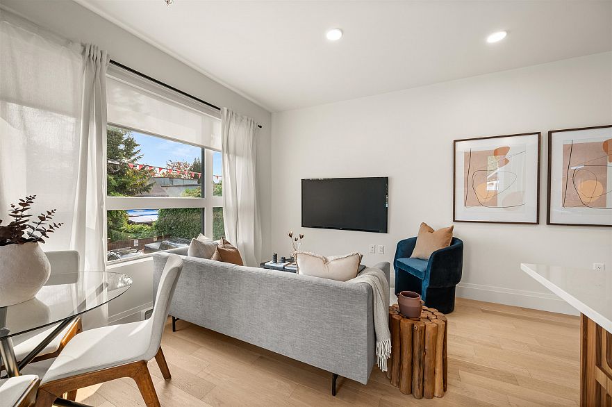 213 2550 Garden Drive