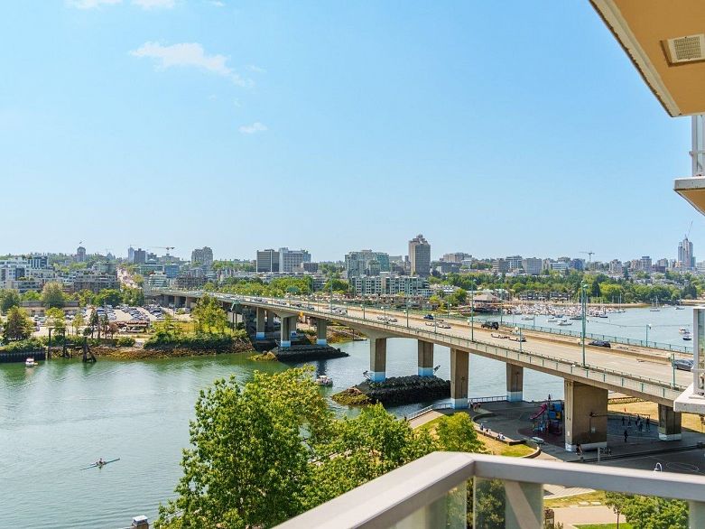 1006 980 Cooperage Way