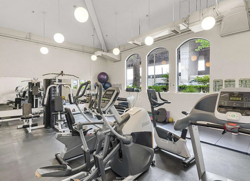 213 525 Wheelhouse Square