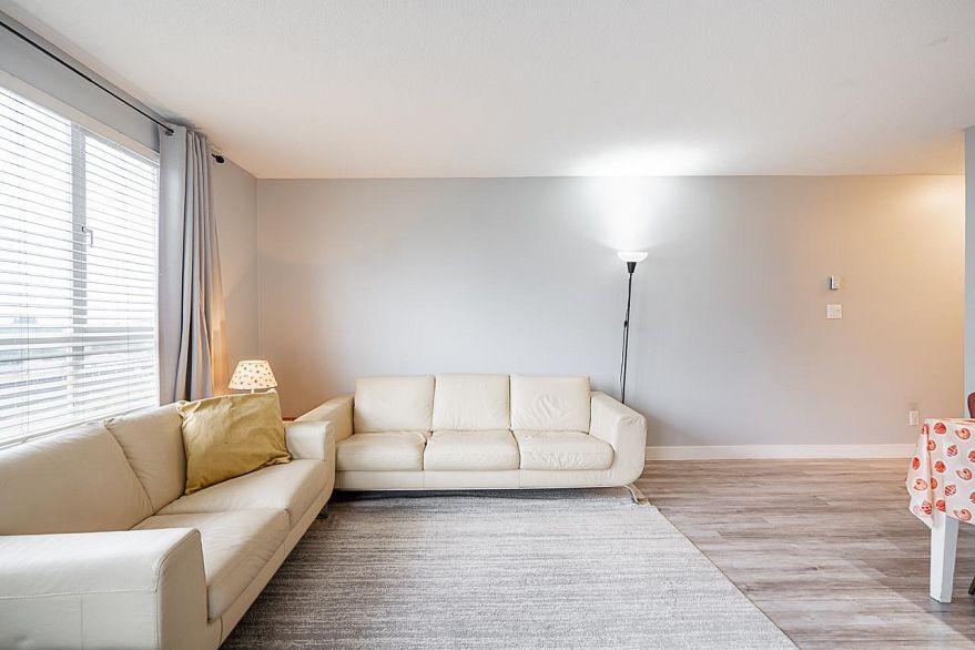 502 3455 Ascot Place