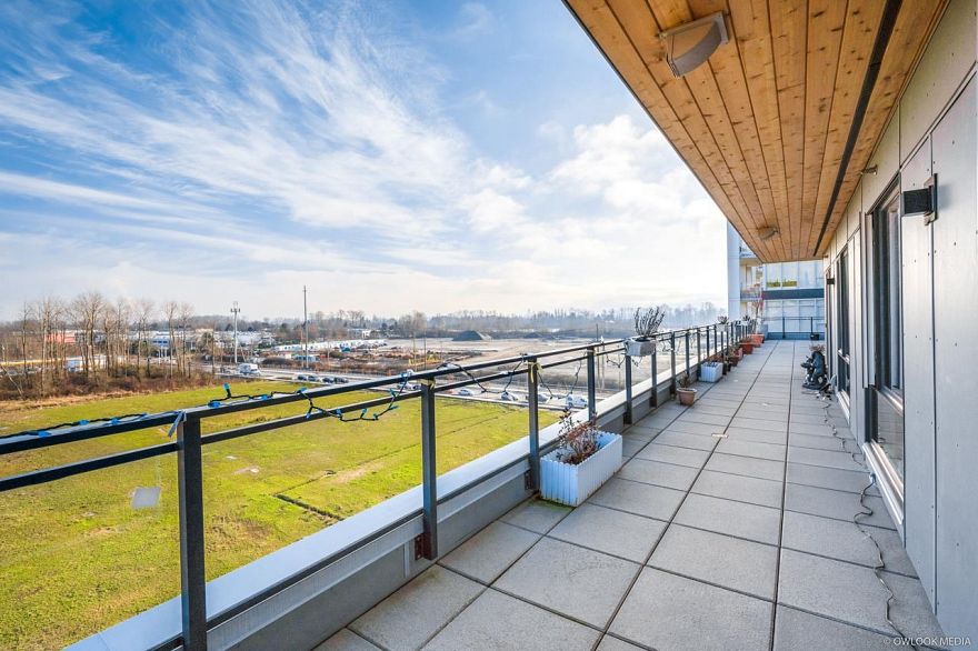 605 3588 Sawmill Crescent