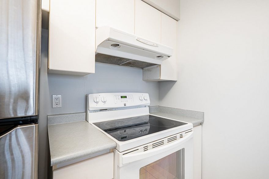 502 3455 Ascot Place