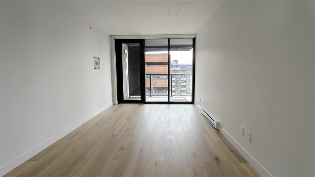 707 239 Keefer Street