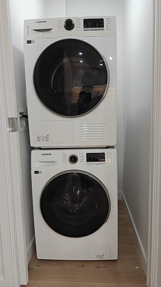 707 239 Keefer Street