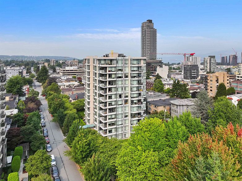 205 1333 W 11th Avenue