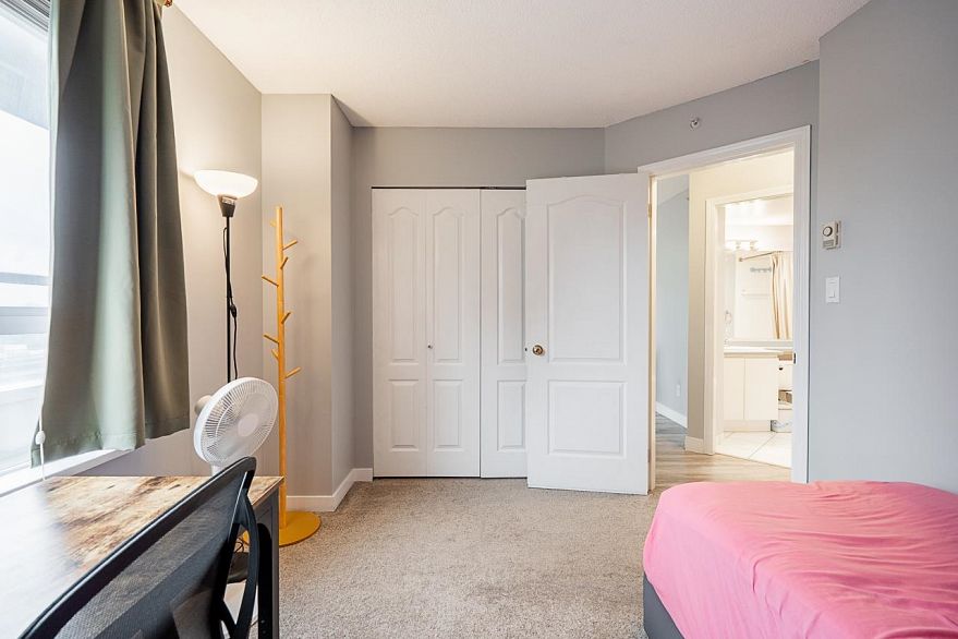 502 3455 Ascot Place