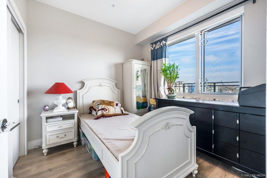 605 3588 Sawmill Crescent