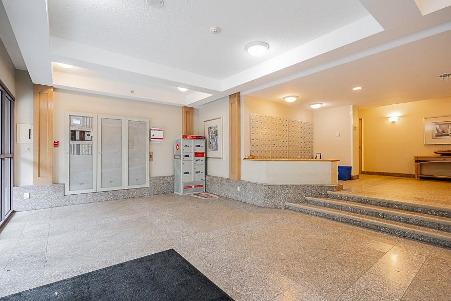 502 3455 Ascot Place