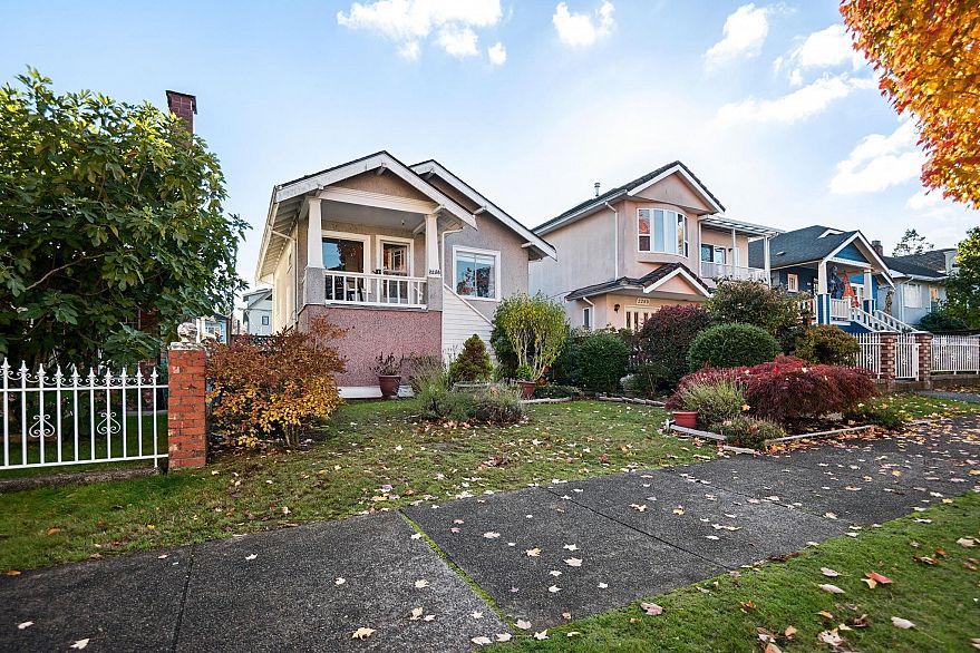 2258 Kitchener Street