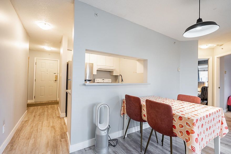 502 3455 Ascot Place