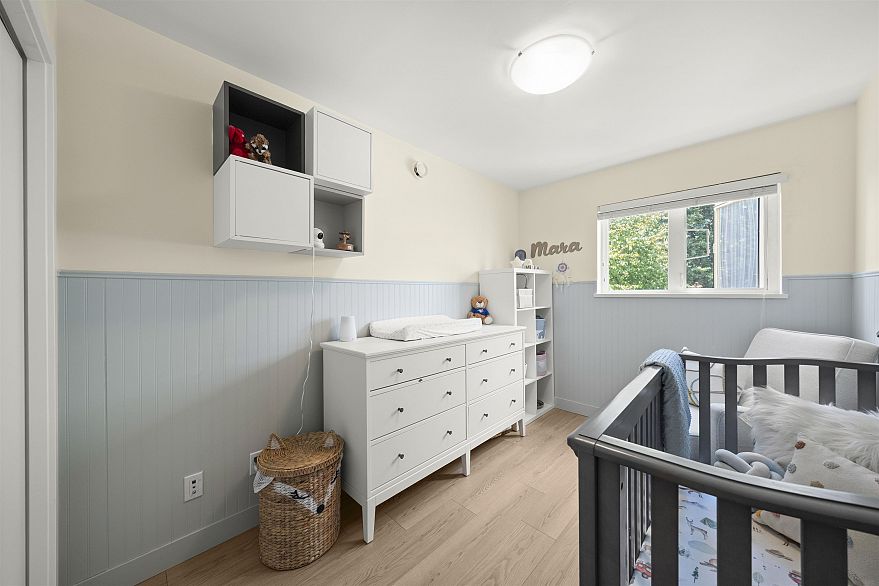 8438 Gladstone Street