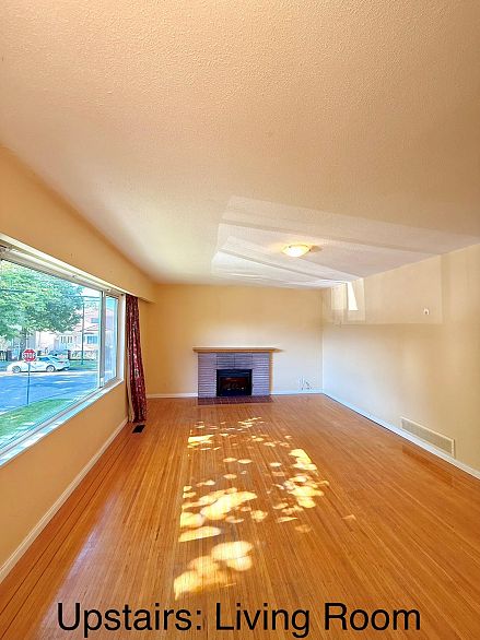 5318- 5320 Bruce Street