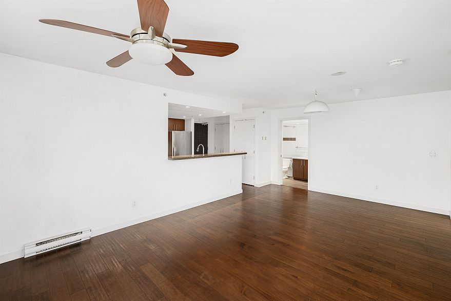 503 125 Milross Avenue