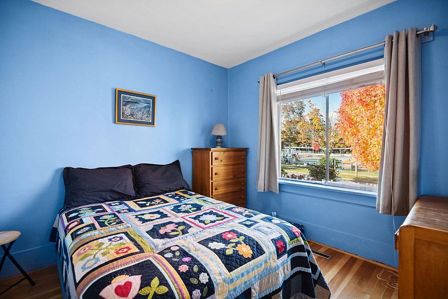 2258 Kitchener Street