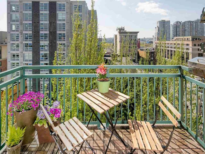 714 22 E Cordova Street