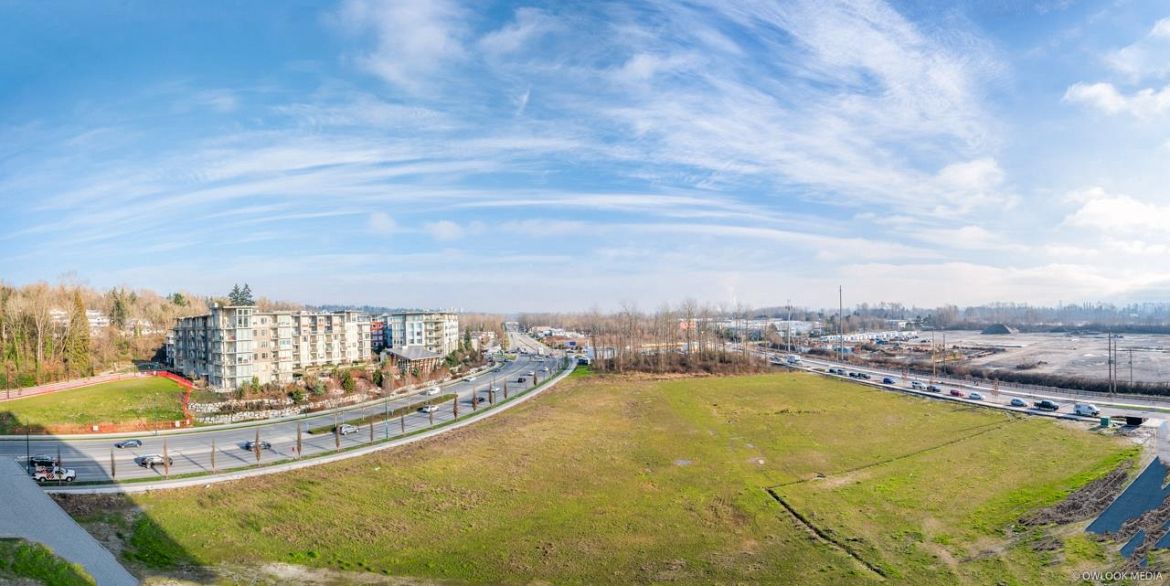 605 3588 Sawmill Crescent