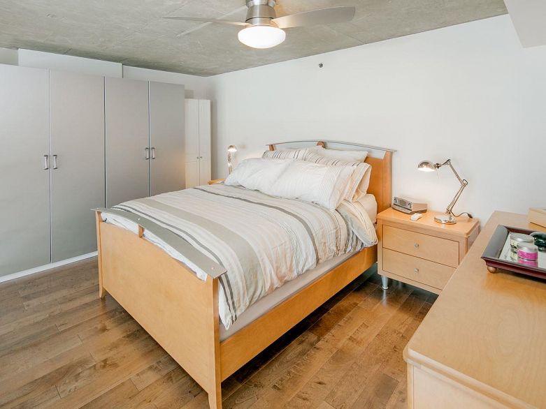 714 22 E Cordova Street