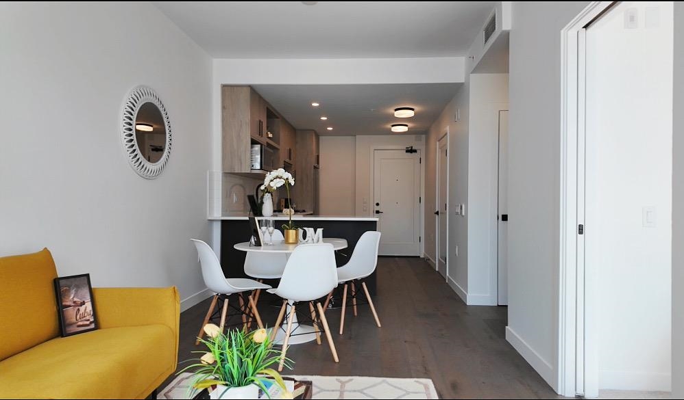 302 6859 Cambie Street