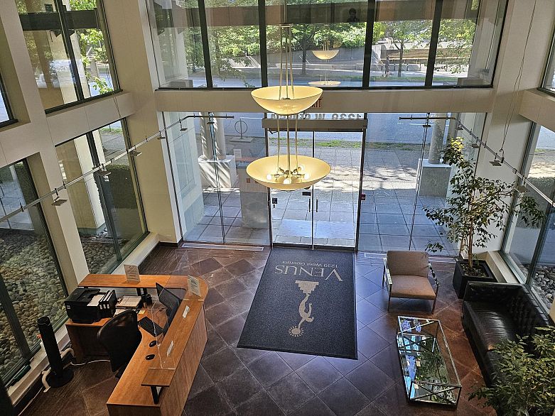 806 1239 W Georgia Street