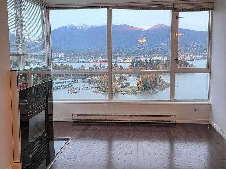 3105 1328 W Pender Street