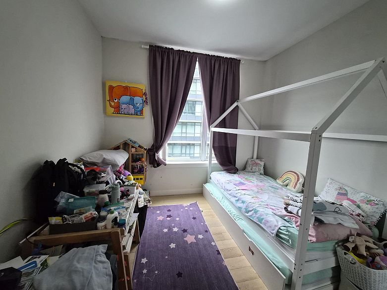 317 2033 W 10th Avenue