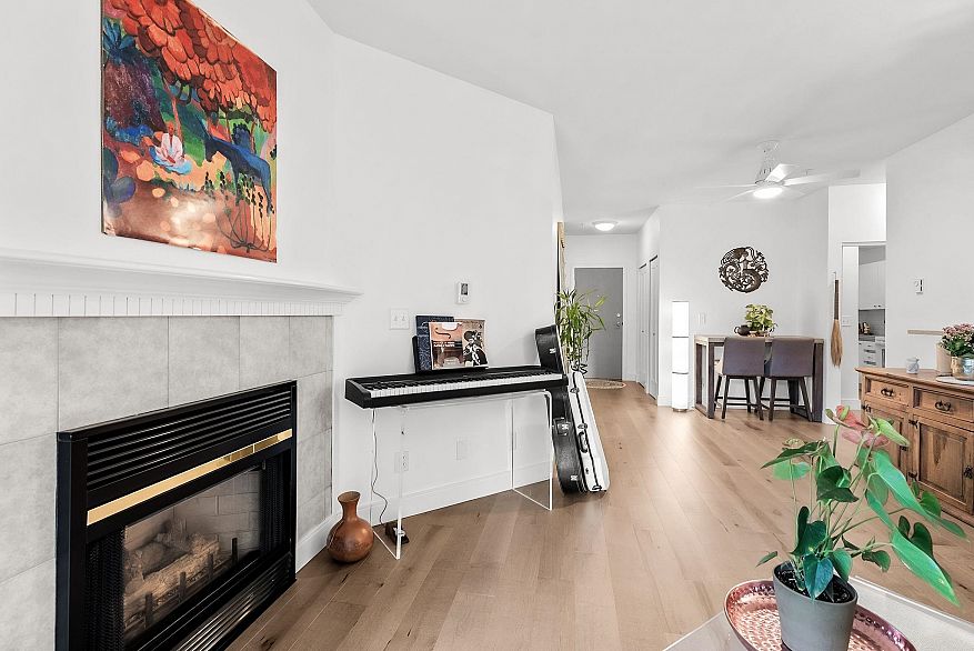 304 1928 Nelson Street