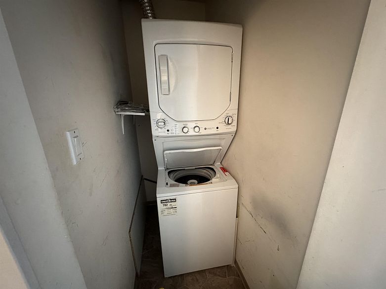 506 2733 Chandlery Place