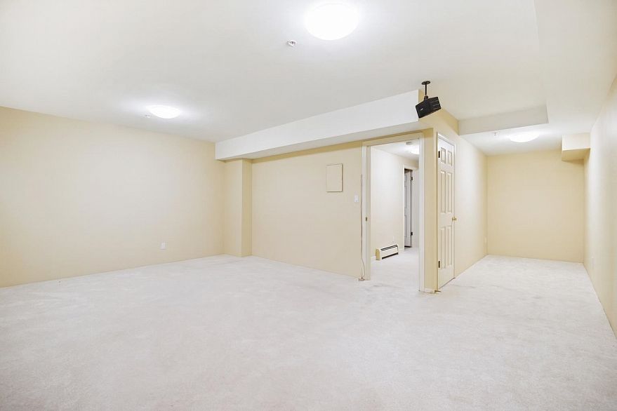 43 5880 Hampton Place