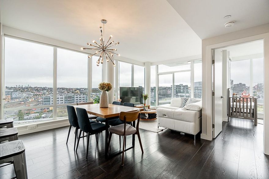 1517 1618 Quebec Street