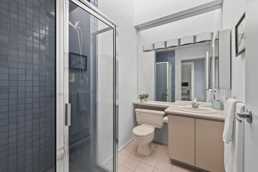 6 2880 W 33rd Avenue